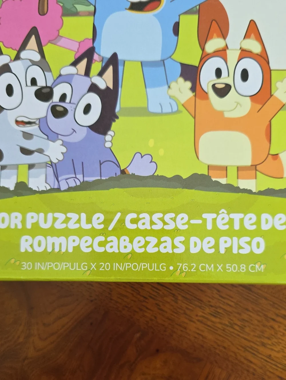 Bluey 36 piece Floor Puzzle 30in X 20in - NEW